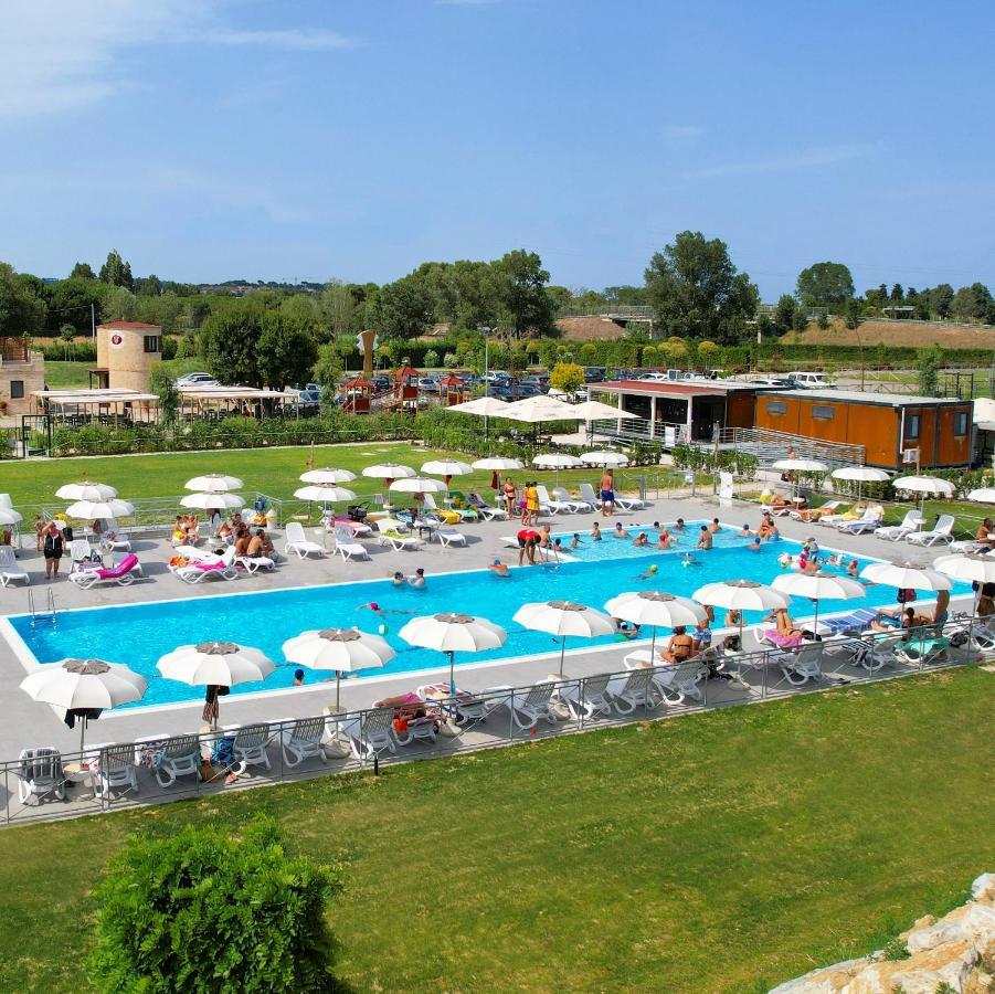 Moretti Village - Sophie Rooms Country House Civitanova Marche Luaran gambar